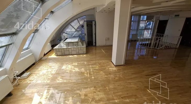 Šestosoban stan | 4zida