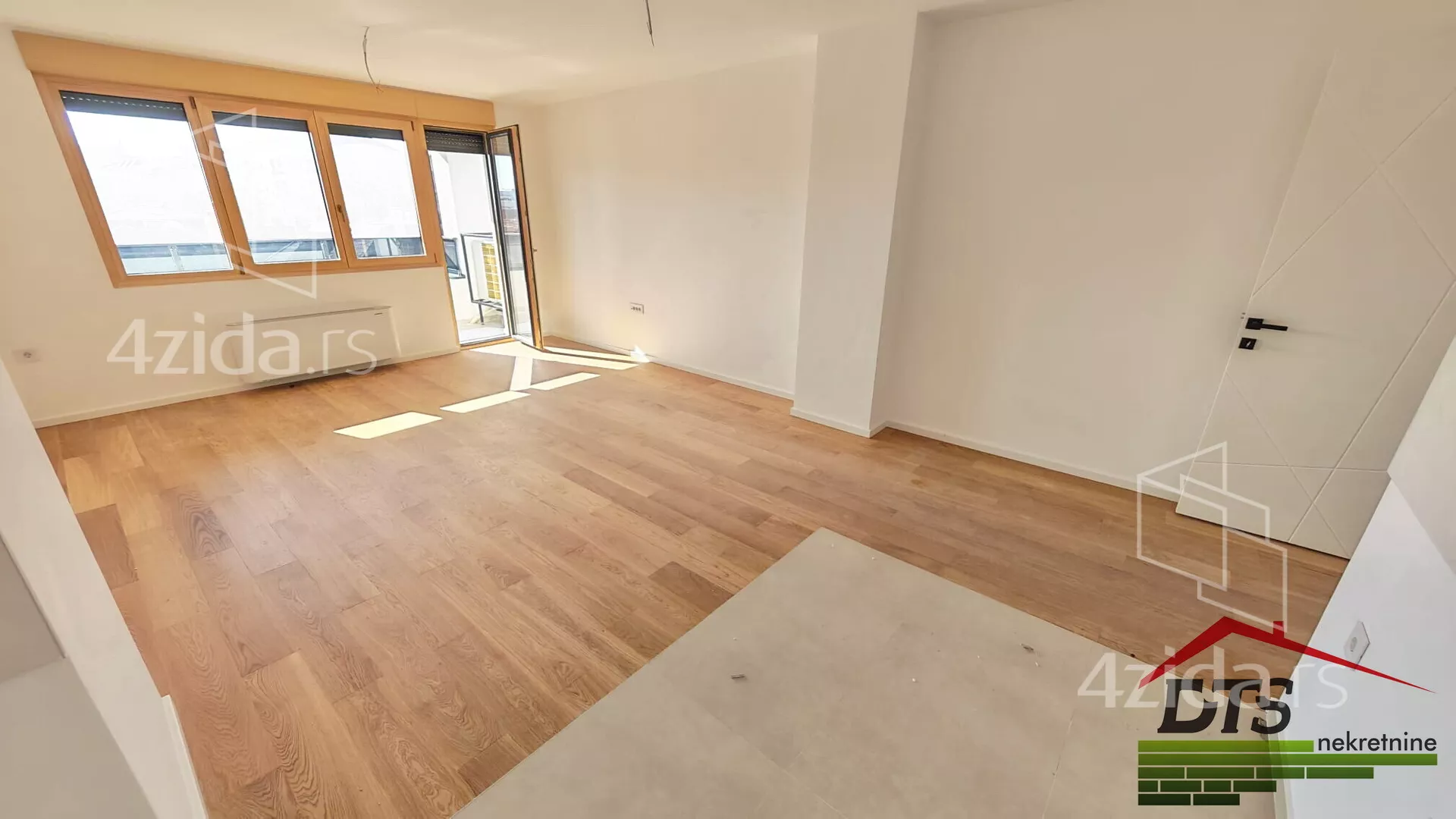 Troiposoban stan | 4zida