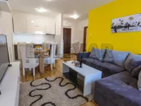 Dom Zdravlja, Medijana, Gradske lokacije, Niš | 4zida.rs