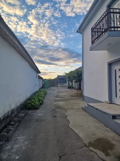 Cara Dušana 72 | 4zida.rs