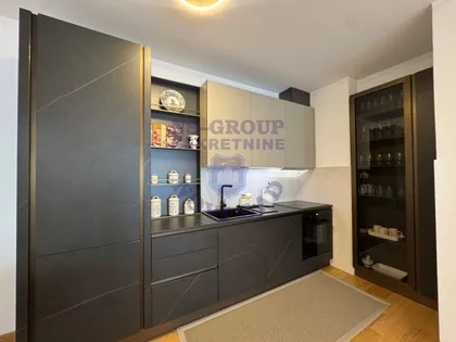 Trg Komenskog | 4zida.rs