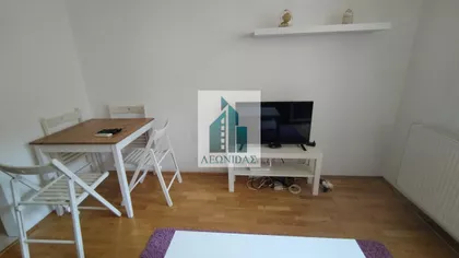Crveni Pevac | 4zida.rs