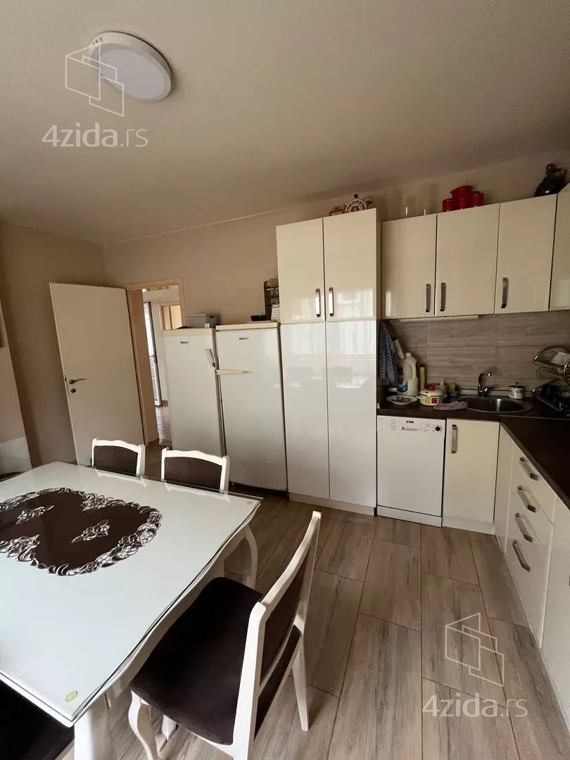 3-etažna kuća | 4zida