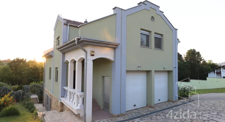 2-etažna kuća | 4zida