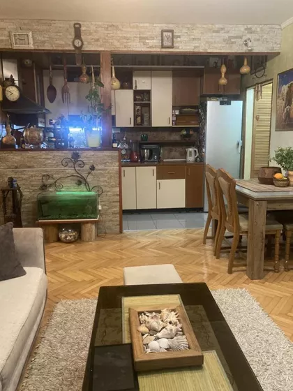 Meštrovićeva | 4zida.rs