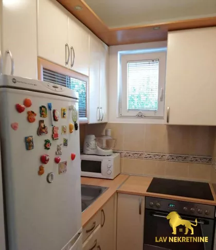 JANKA ČMELIKA | 4zida.rs