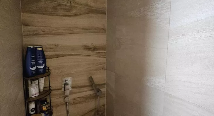 Šestosoban stan | 4zida