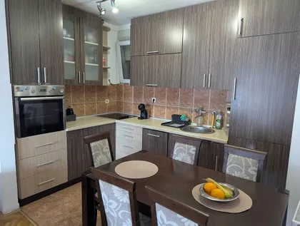 Hadži Ruvimova 65 | 4zida.rs