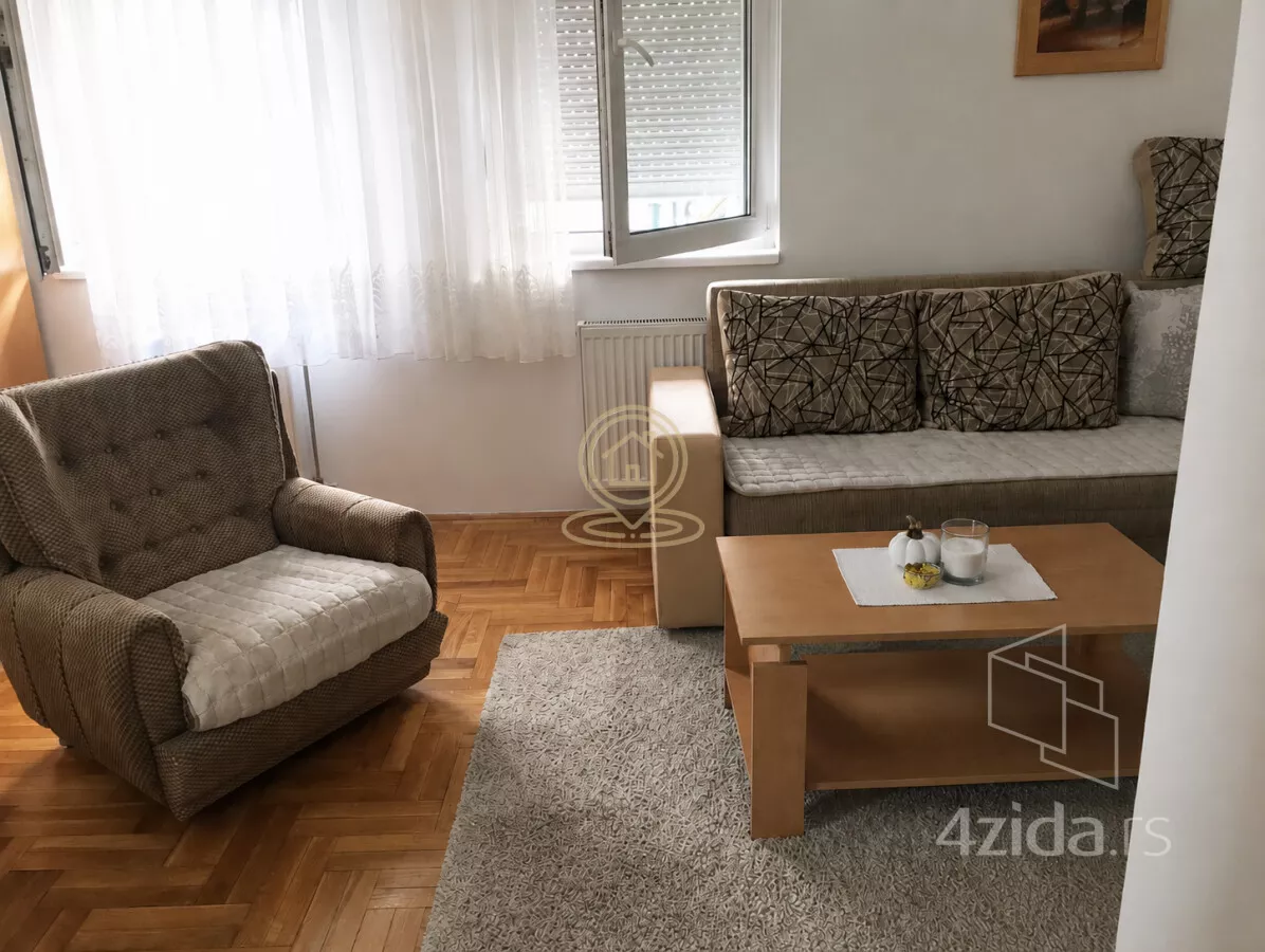 Garsonjera | 4zida