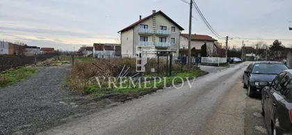 Amelije Erhart | 4zida.rs