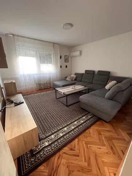 Josipa Kraša 6 | 4zida.rs