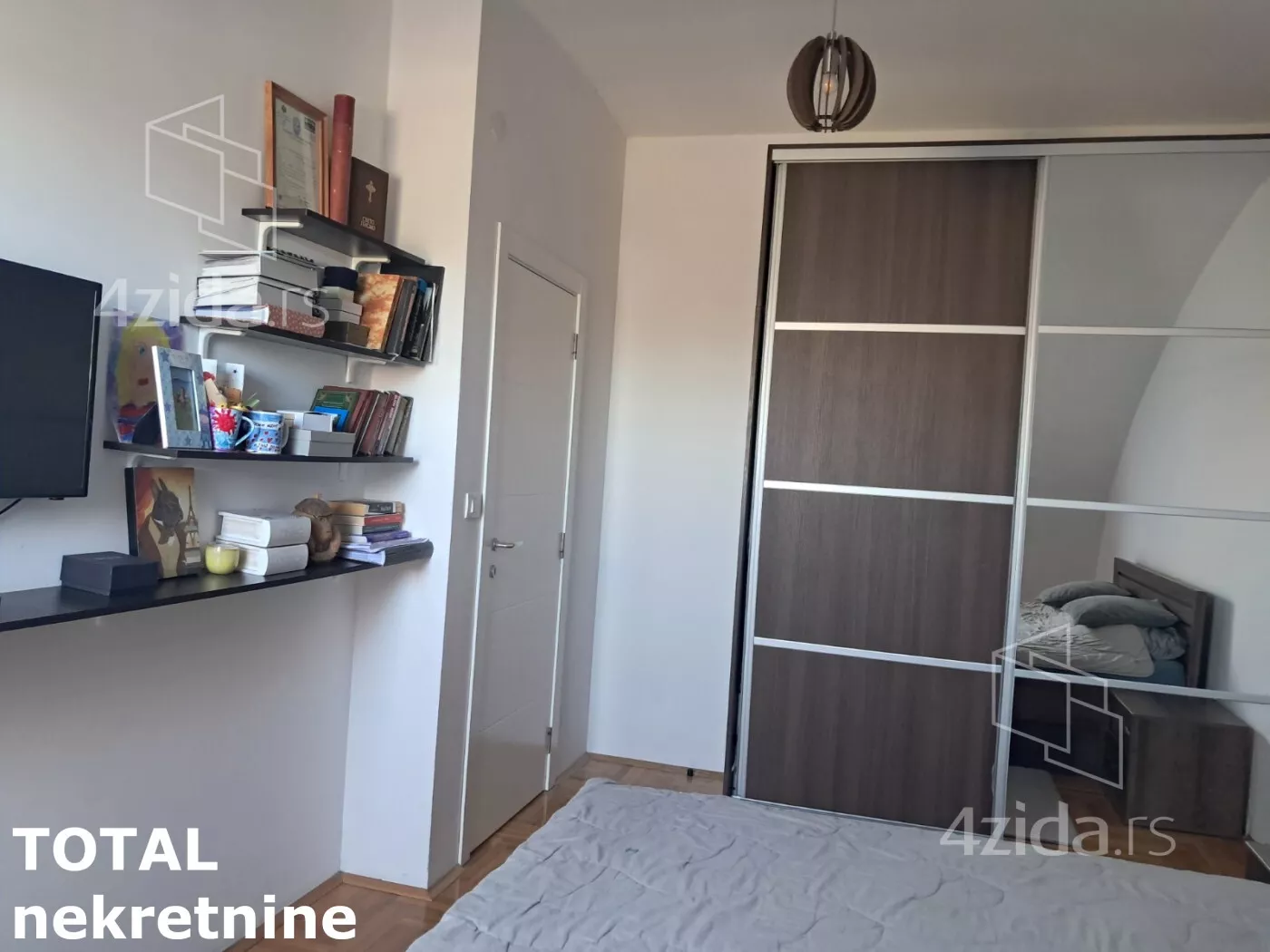 Petosoban stan | 4zida
