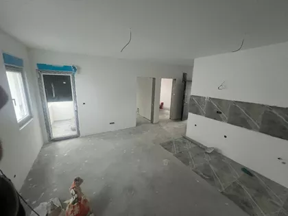 Justina Popovića | 4zida.rs