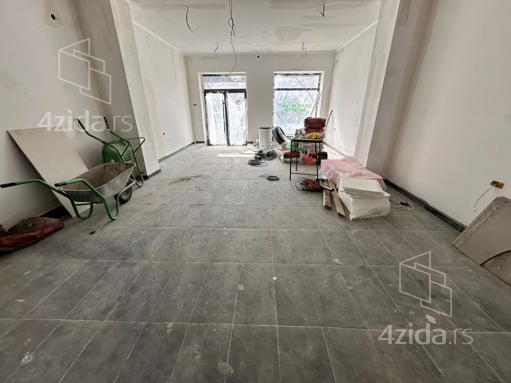 Poslovni prostor | 4zida