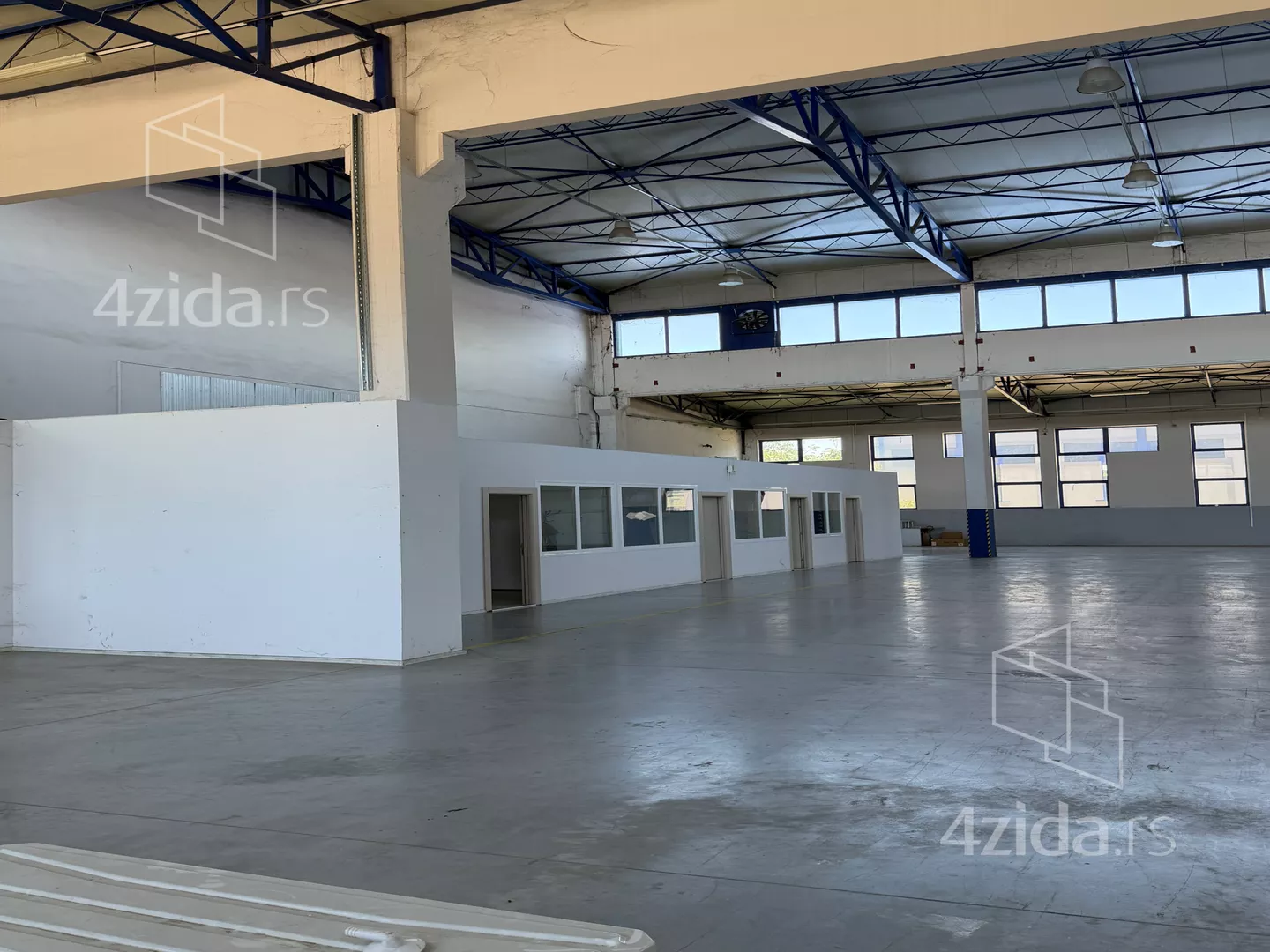 Hala | 4zida