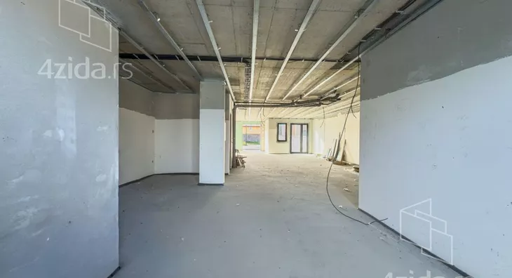 Poslovni prostor | 4zida