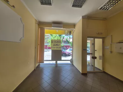 Trg Jakaba I Komora 12 | 4zida.rs
