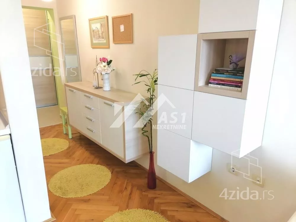Garsonjera | 4zida