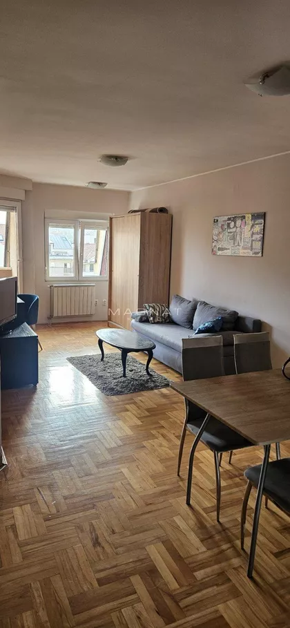 Lekino Brdo | 4zida.rs