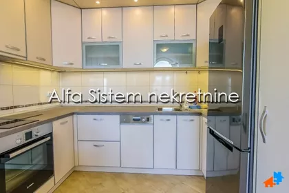 Crveni Krst Vračar | 4zida.rs