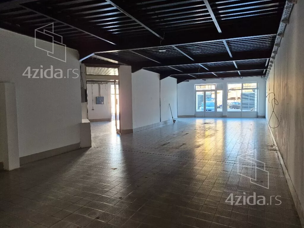Poslovni prostor | 4zida