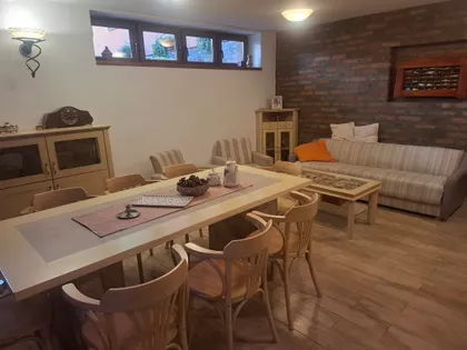 VUKICE MITROVIC | 4zida.rs