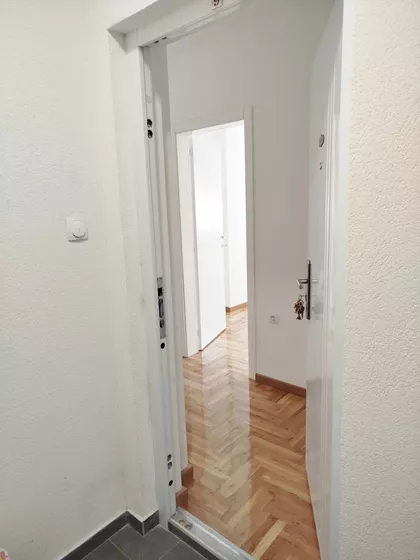 Dubrovačka 5 | 4zida.rs