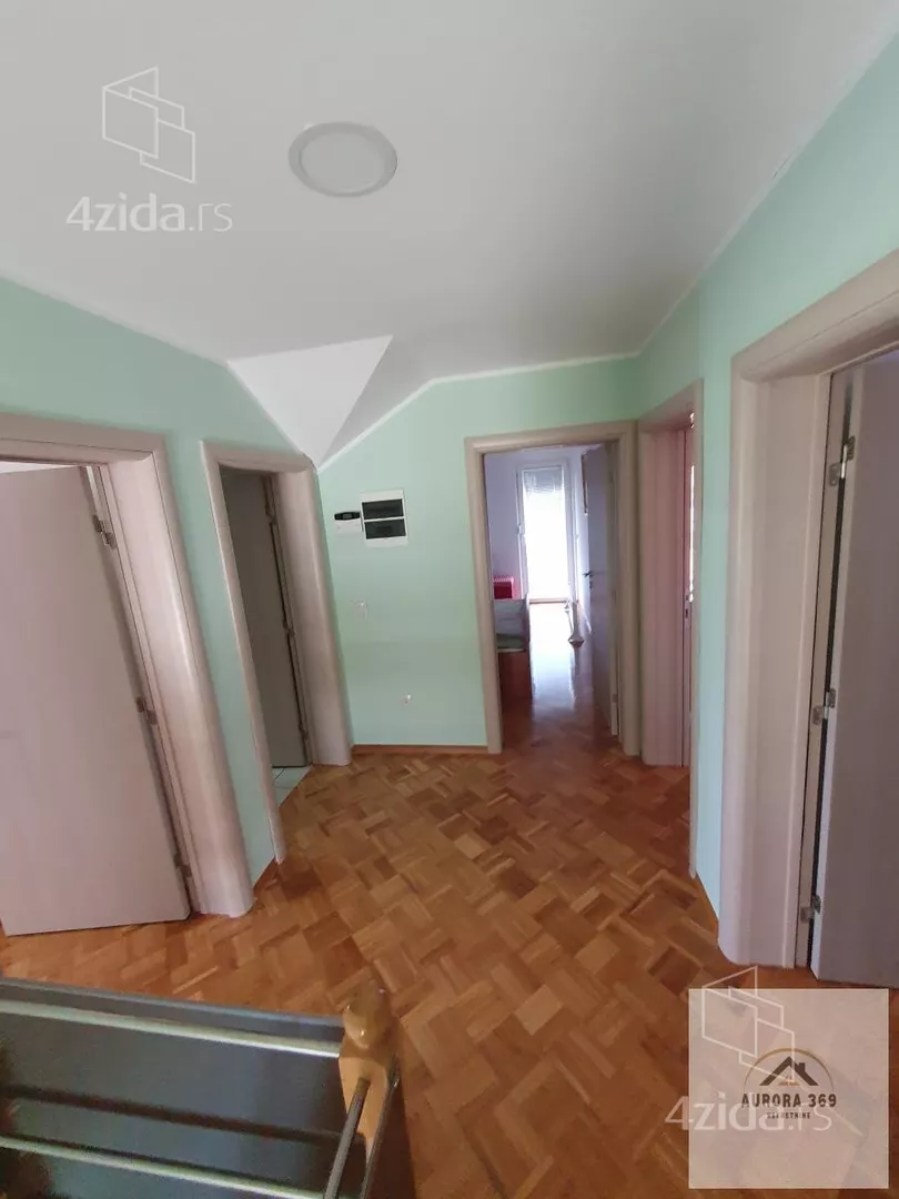 Kuća | 4zida