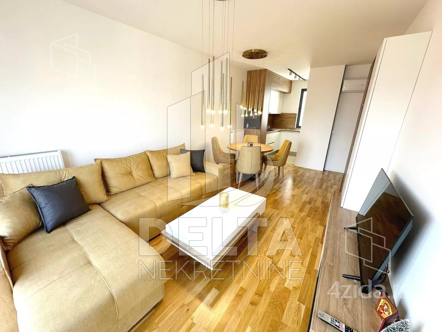 Jednoiposoban stan | 4zida