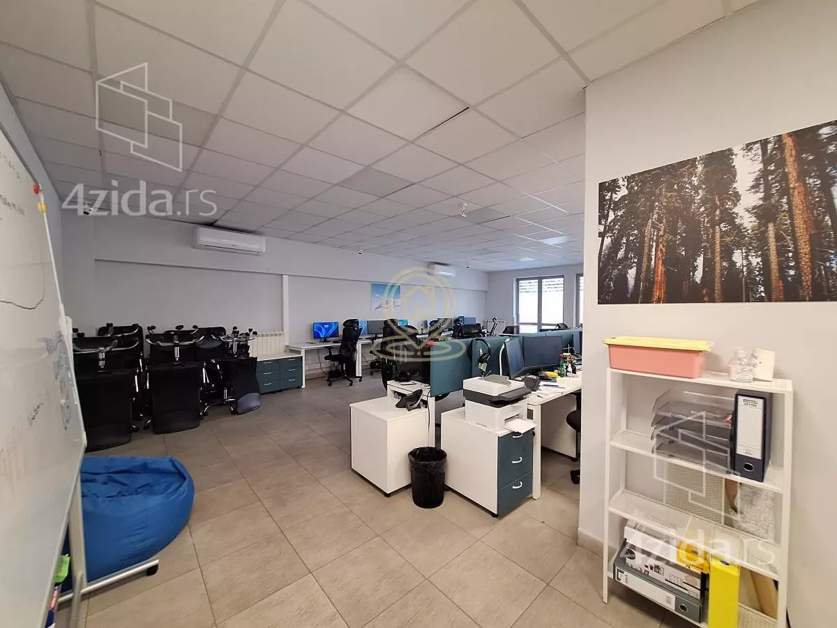 Poslovni prostor · 488 m² · Beograd