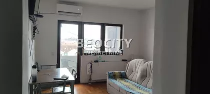 Bulevar Cara Lazara | 4zida.rs