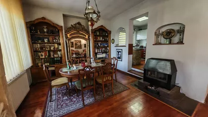 Pavla Ugrinova | 4zida.rs