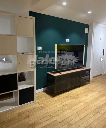 Ratka Mitrovica | 4zida.rs