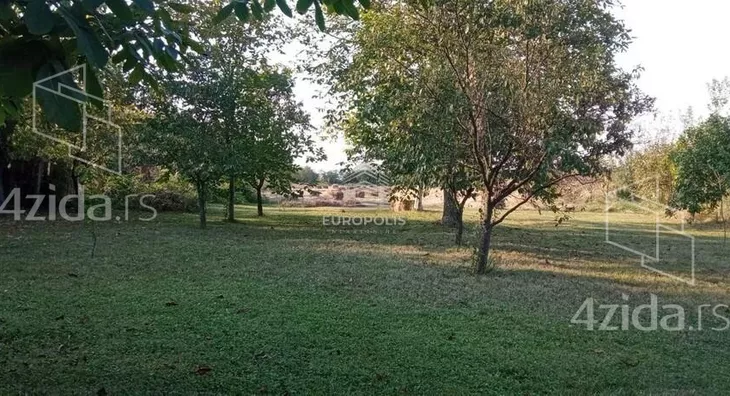 Građevinsko zemljište | 4zida