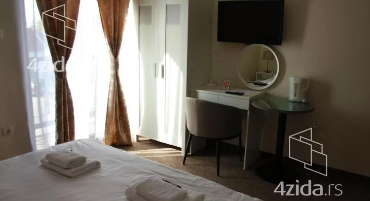 Ugostiteljski objekat | 4zida