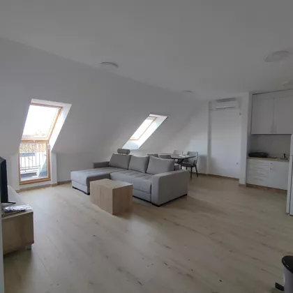 Gundulićeva 1 | 4zida.rs