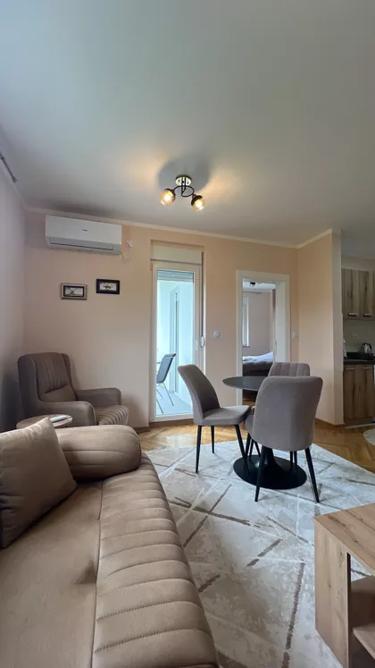 Hilandarska 3 | 4zida.rs