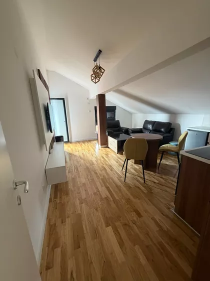 Nikole Uzunovića 51 | 4zida.rs