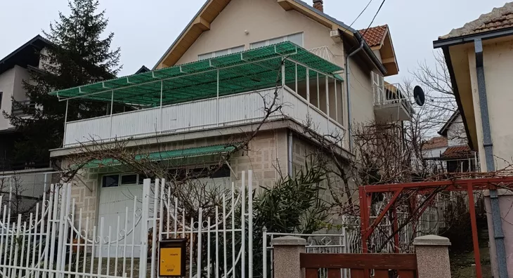 3-etažna kuća | 4zida