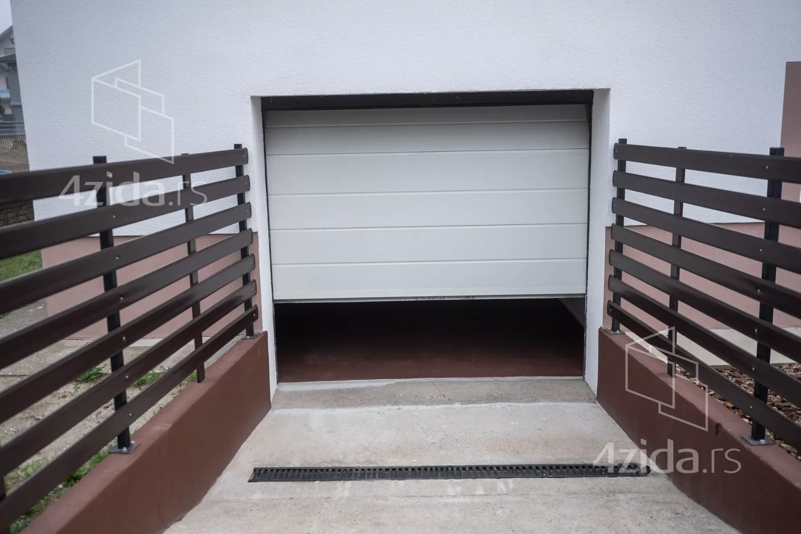 3-etažna kuća | 4zida