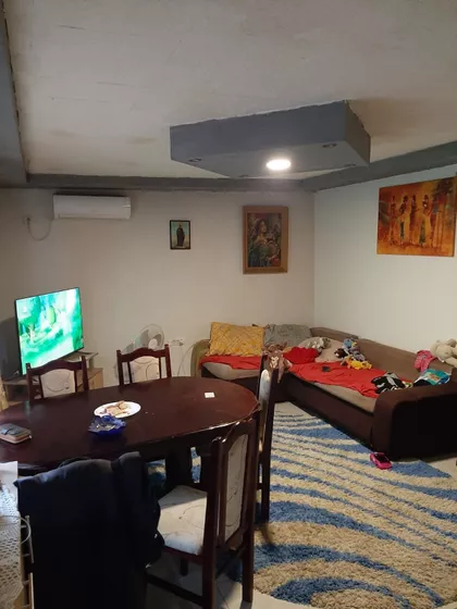 Laćarak | 4zida.rs