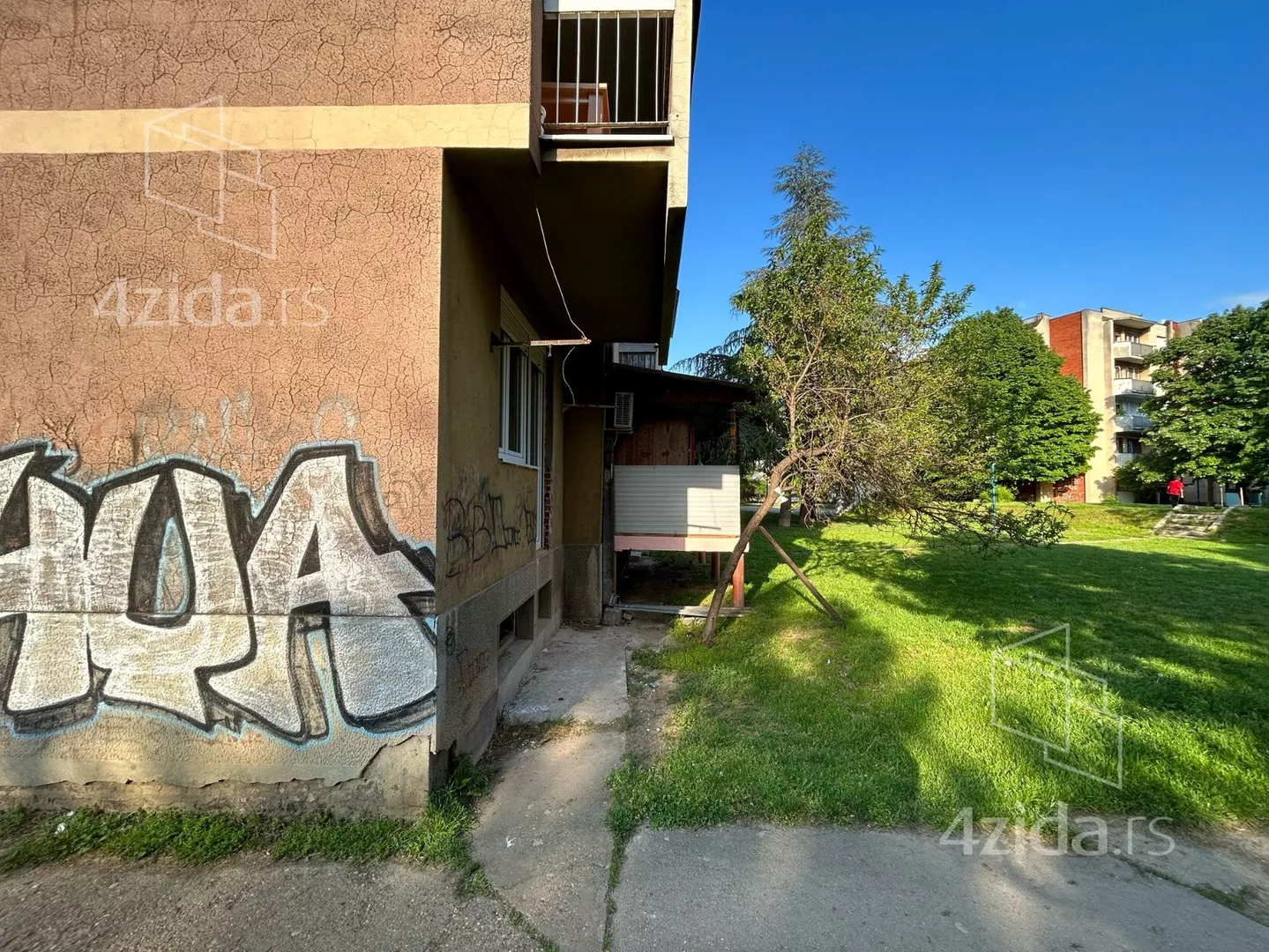 Garsonjera | 4zida