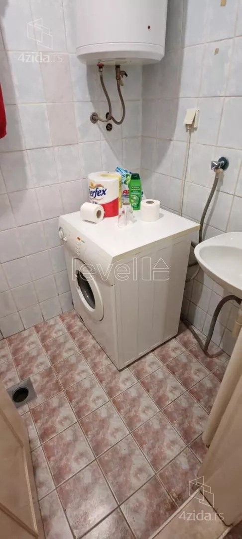 Garsonjera | 4zida