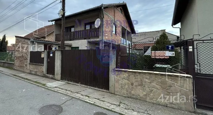 2-etažna kuća | 4zida