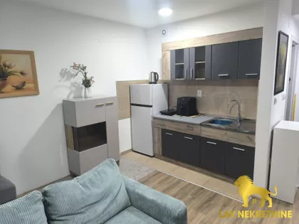 NOVA ULICA | 4zida.rs