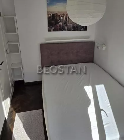 22. Oktobra | 4zida.rs