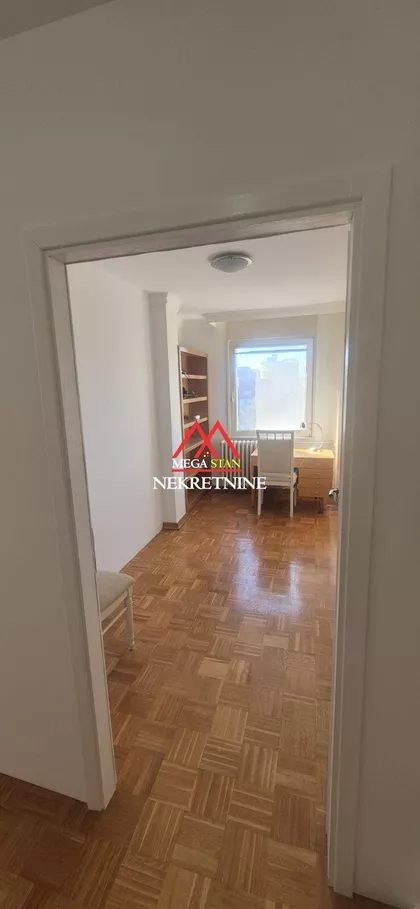 Banović Strahinje | 4zida.rs