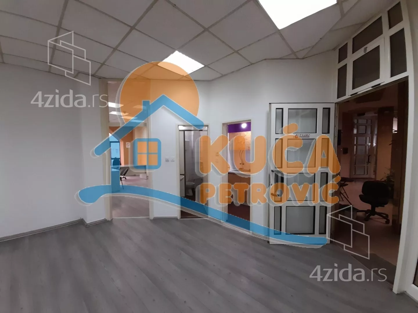 Lokal | 4zida