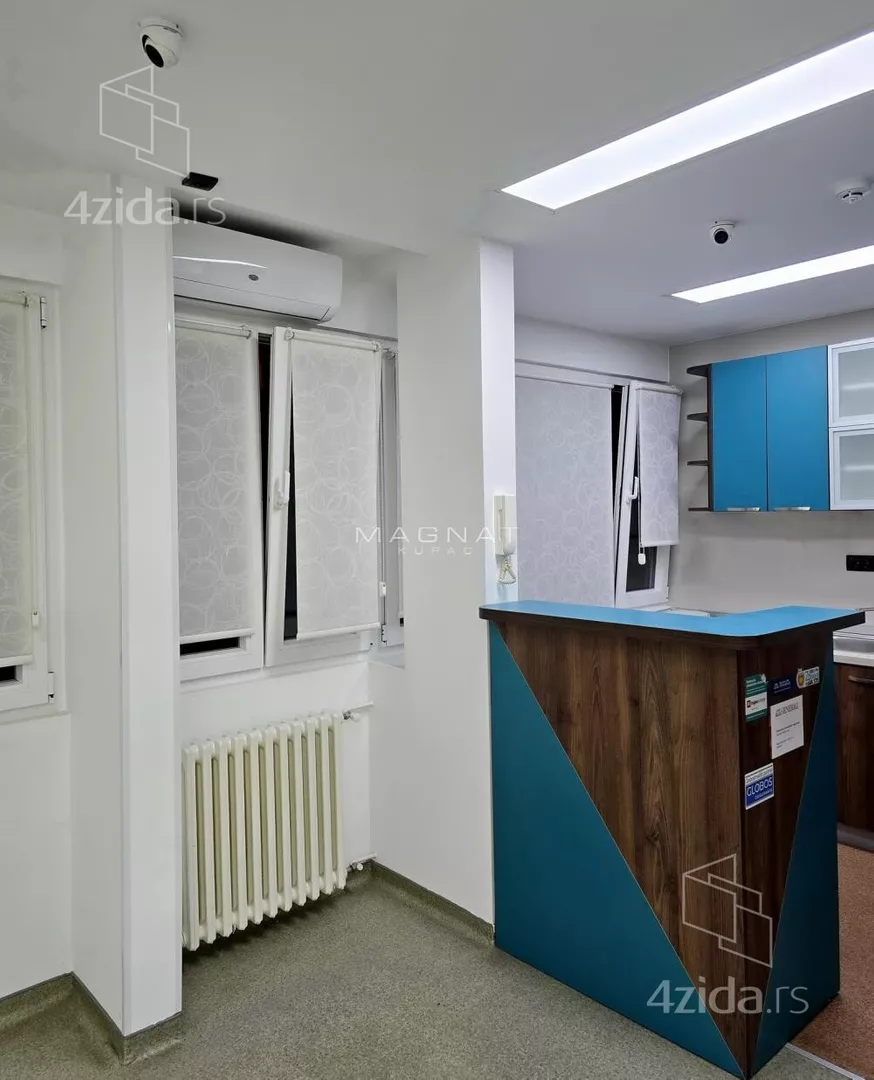 Poslovni prostor | 4zida