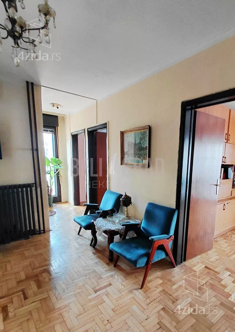 Dvoiposoban stan | 4zida